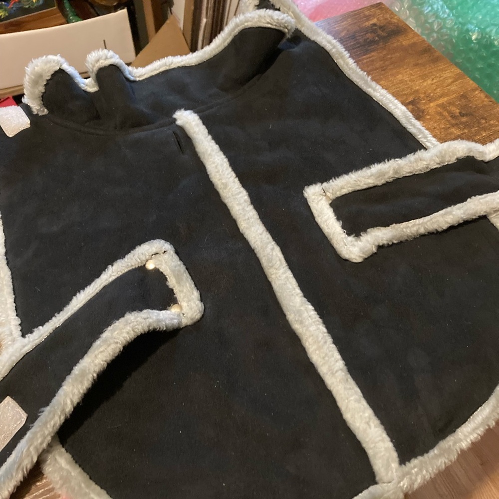 Dickens Closet dog coat